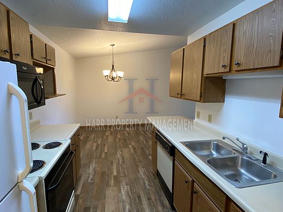 2nd image of 5500 W 44th St #19