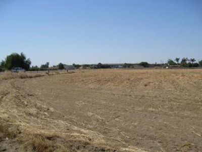 Pioneer Ave, Porterville, CA, 93257
