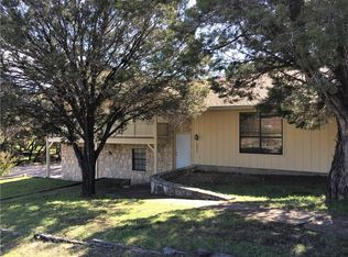 1111 Spanish Trail Dr, Granbury, TX 76048