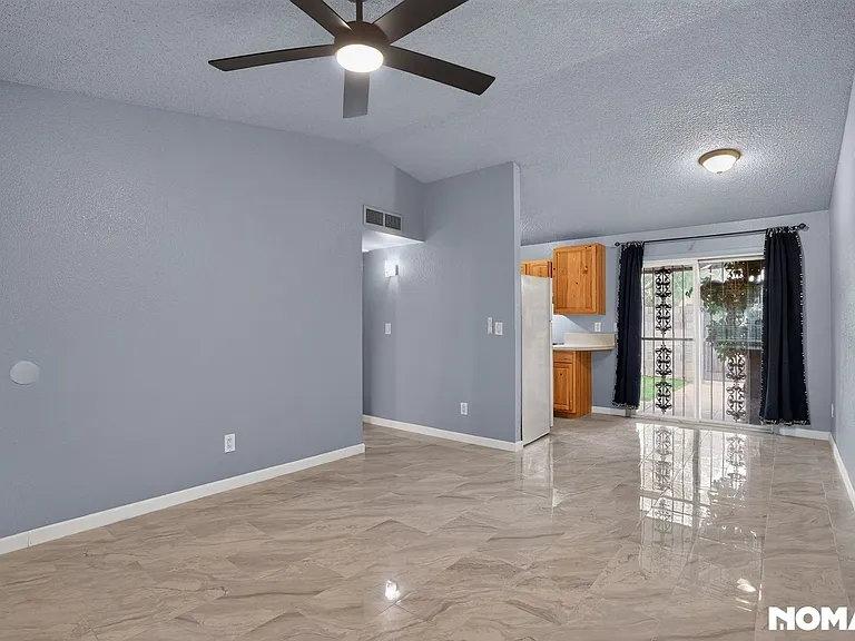 3645 N 69th Ave #37 — Photo 4