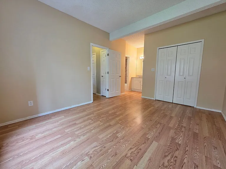 5014 Sunsuite Trl — Photo 12