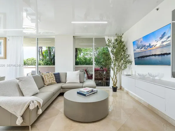 17555 Atlantic Blvd, Sunny Isles Beach, FL