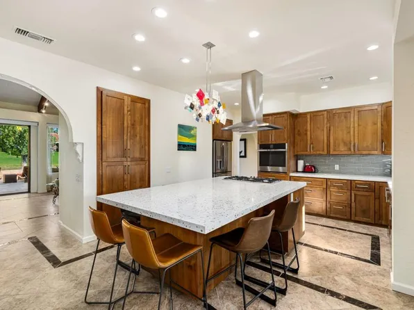 128 Desert West Dr, Rancho Mirage, CA 92270
