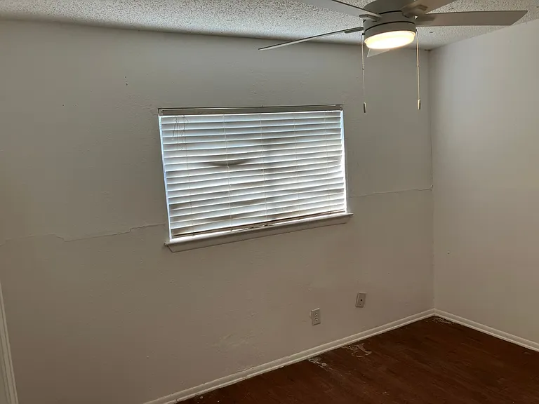 1237 Churing Dr — Photo 12