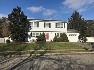 42 Cherry Ln, Howell, NJ 07731
