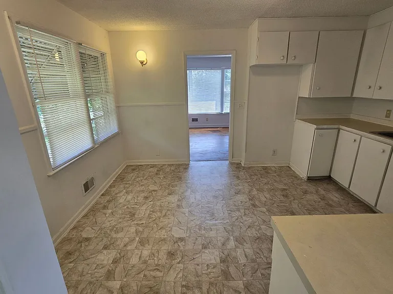 2102 Long Shadow Ln — Photo 8