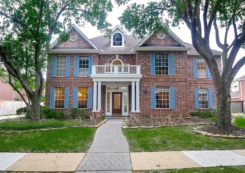 1st image of 37 Fosters Green Dr