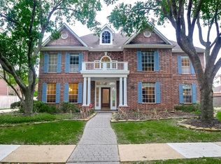 37 Fosters Green Dr, Sugar Land, TX 77479