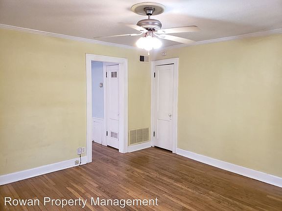 4th image of 1113 W 41st St APT 1E