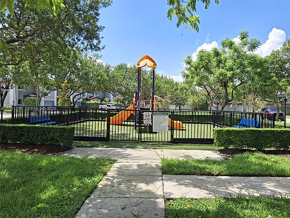 2nd image of 12628 SW 28th Ct
