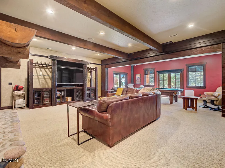 715 Aspen Ln — Photo 49