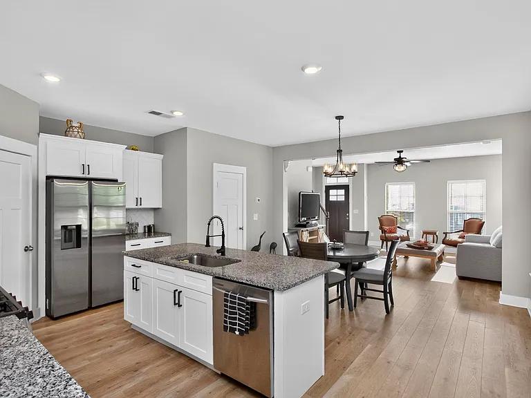1525 White Tip Ln — Photo 20