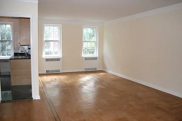 Rented by Cooper & Cooper Real Estate | media 19