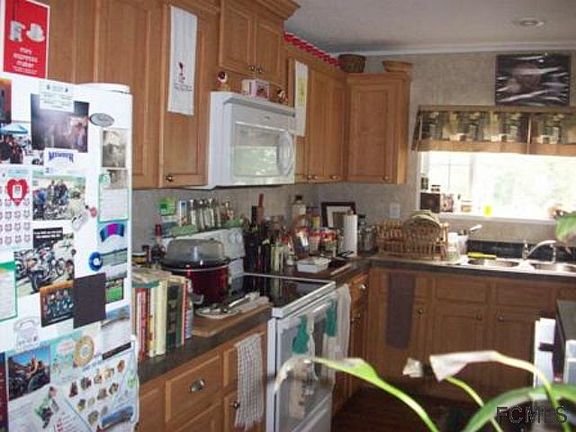 3rd image of 2623 Coconut Blvd