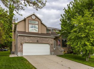 10137 S Snow Iris Way, Sandy, UT 84092