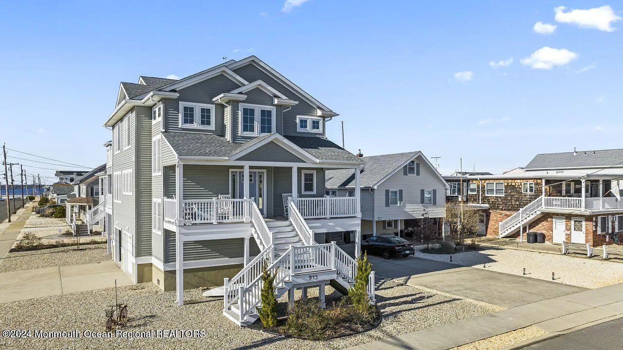 3 bed, 2.5 bath, 2200 sqft, $5,500 — Photo 4