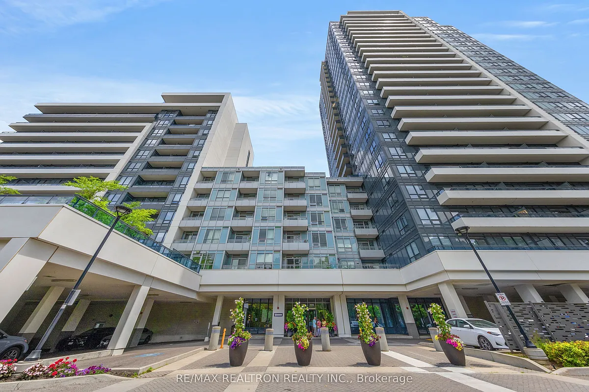 Building Photo - 7890 Bathurst St #1601