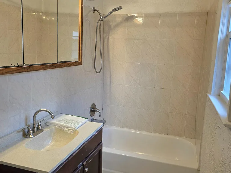 4713 Oakland St #1 — Photo 5