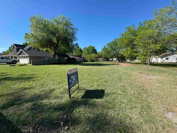307 W Payne St, Marlow, OK 73055