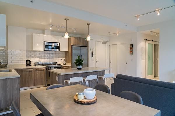1st image of 1868 Van Ness Ave APT 301