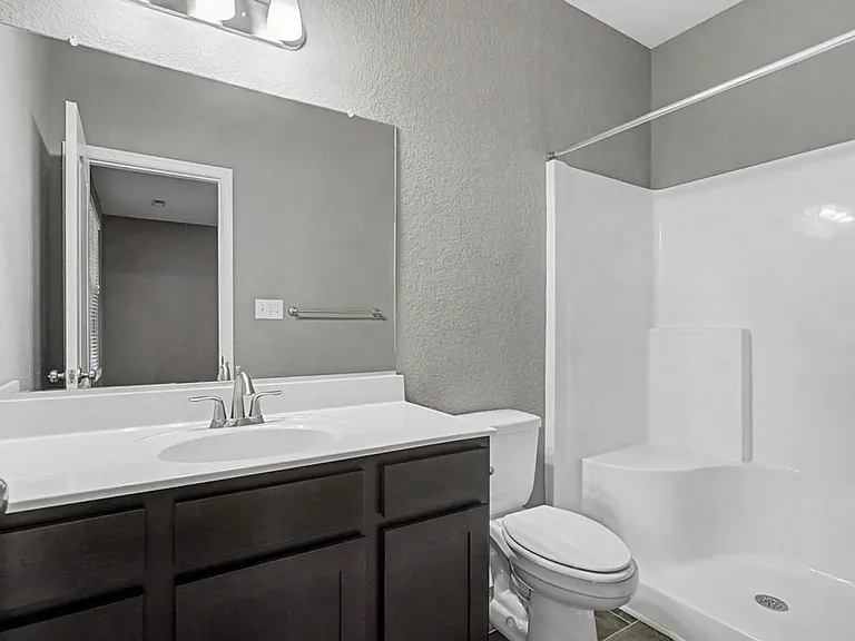 1004 Prosperity Ct — Photo 4