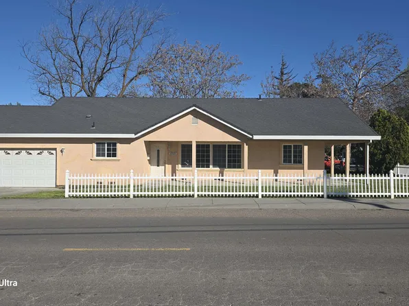 1001 Toomes Ave, Corning, CA 96021