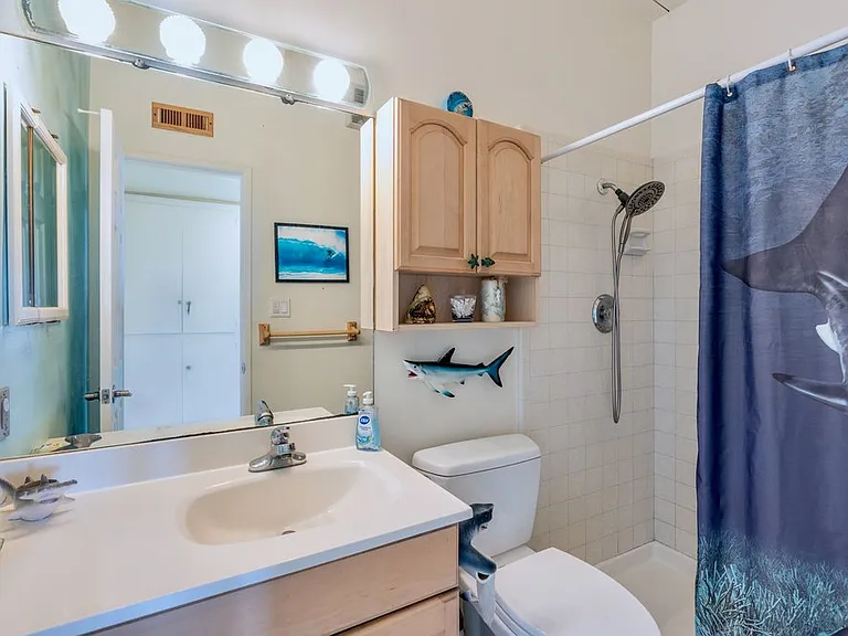1630 Seacoast Dr #D — Photo 23