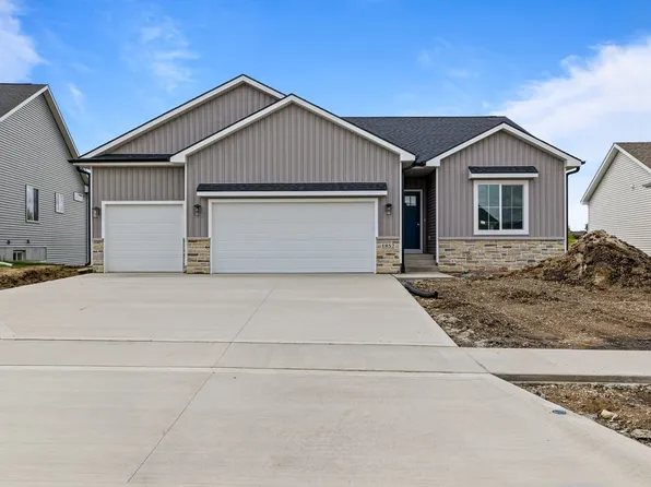 1852 Tuscany Dr SE, Altoona, IA 50009