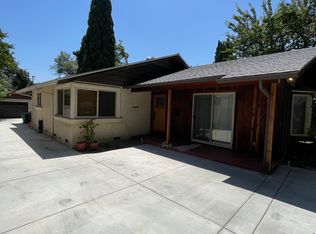 448 W 10th St, Claremont, CA 91711