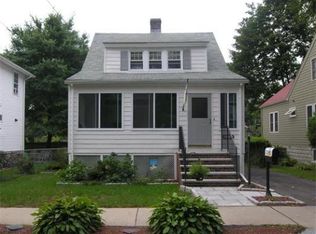 16 Longfellow Rd, Arlington, MA 02476