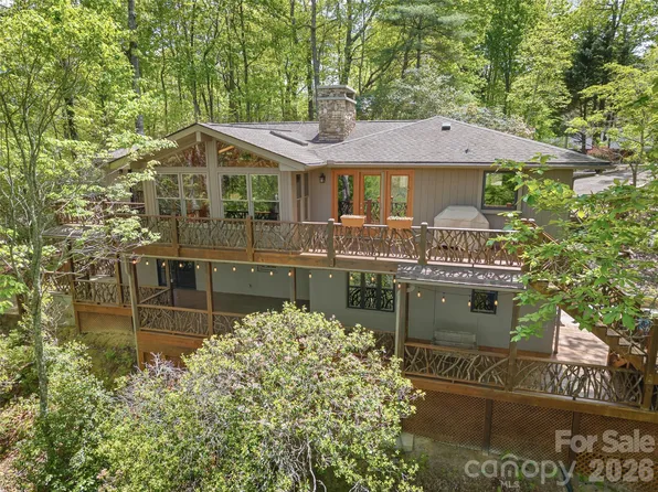 67 Ossarooga Ct, Brevard, NC 28712