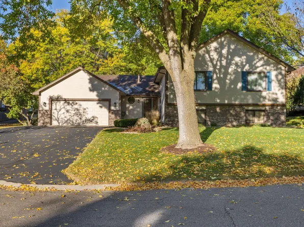 4775 Ximines Ln N, Plymouth, MN 55442