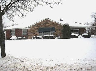 5081 Joseph St, Maple Hts, OH 44137