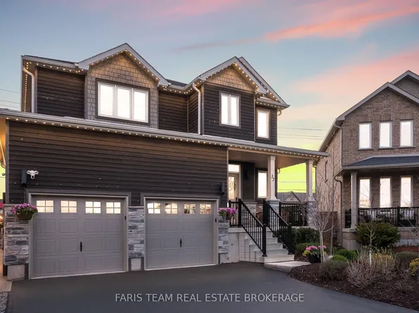 37 Lockerbie Cres, Collingwood, ON L9Y 0Y9