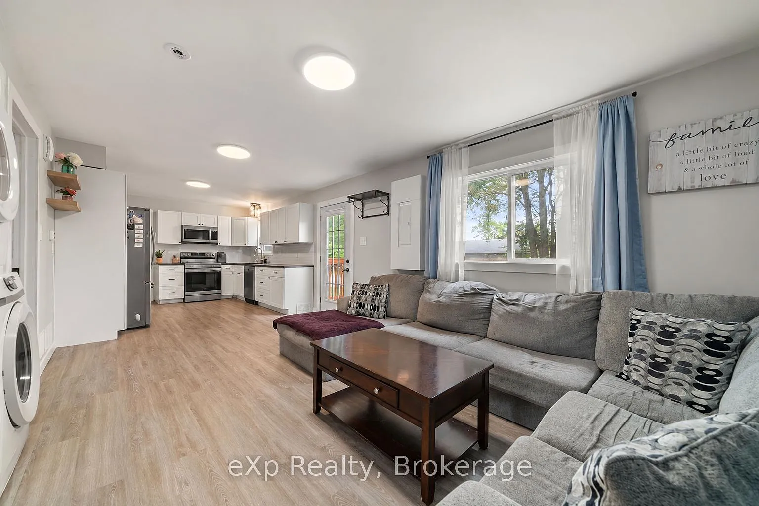 2 bed, $1,975 — Photo 1