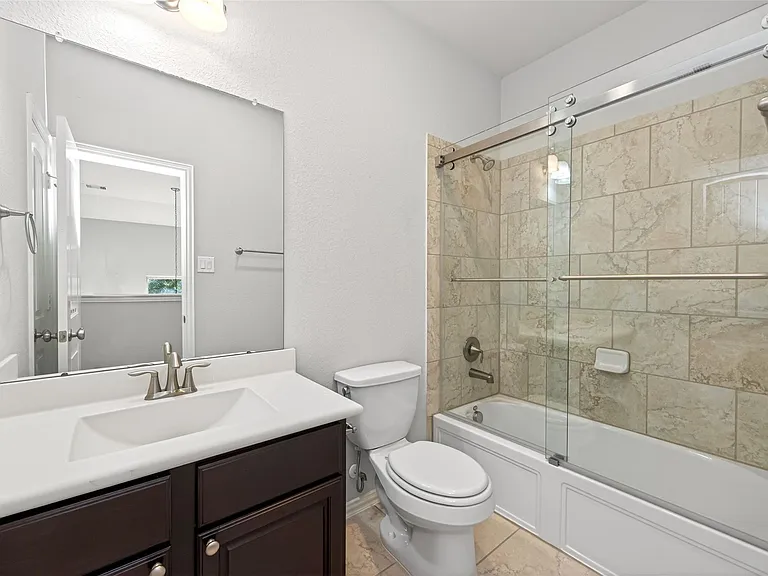 14 S Sawbridge Cir — Photo 40