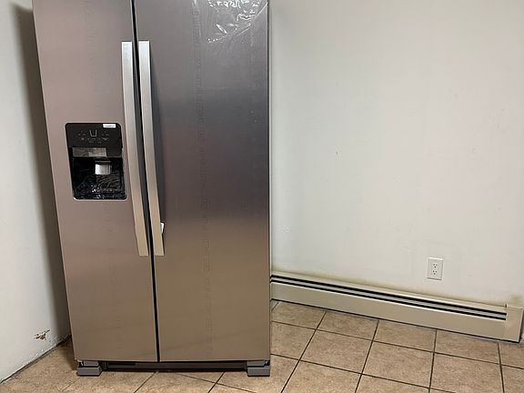 2nd image of 1051 Franklin Ave #1