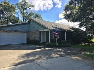 2595 S Gleneagles Dr, Deland, FL 32724