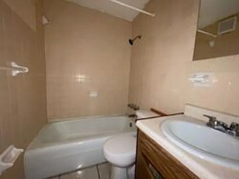2210 Thonotosassa Rd — Photo 5
