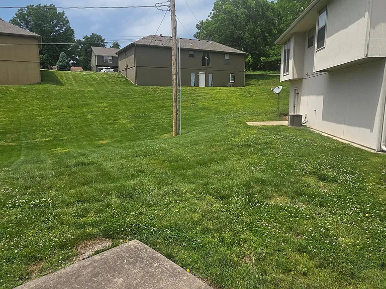 3312 N Virginia Ave — Photo 21