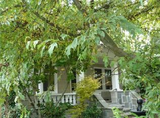 1850 24th Ave E, Seattle, WA 98112