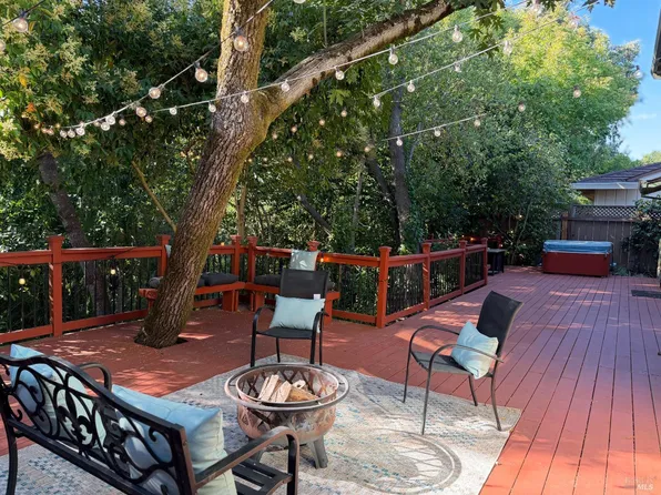 2227 Vallejo Street, Santa Rosa, CA 95404