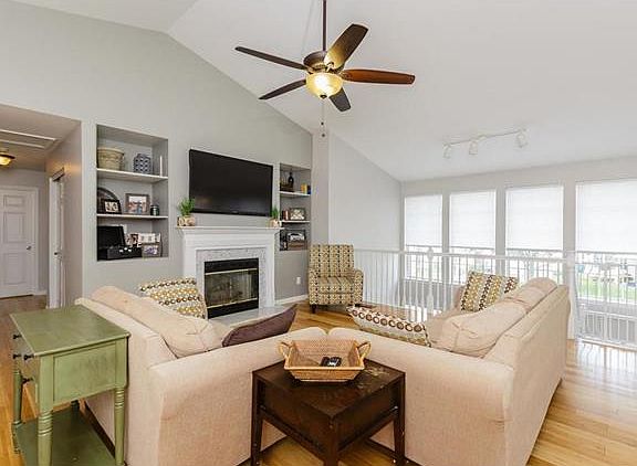 3rd image of 1006 Forder Crossing Dr