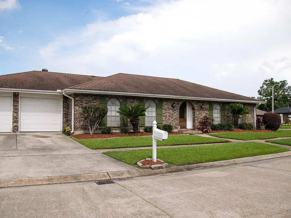 3352 Irish Bend Rd