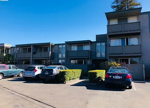 Addison Apartments Photo 1