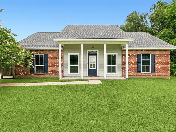 11284 Shelly St, Saint Amant, LA 70774