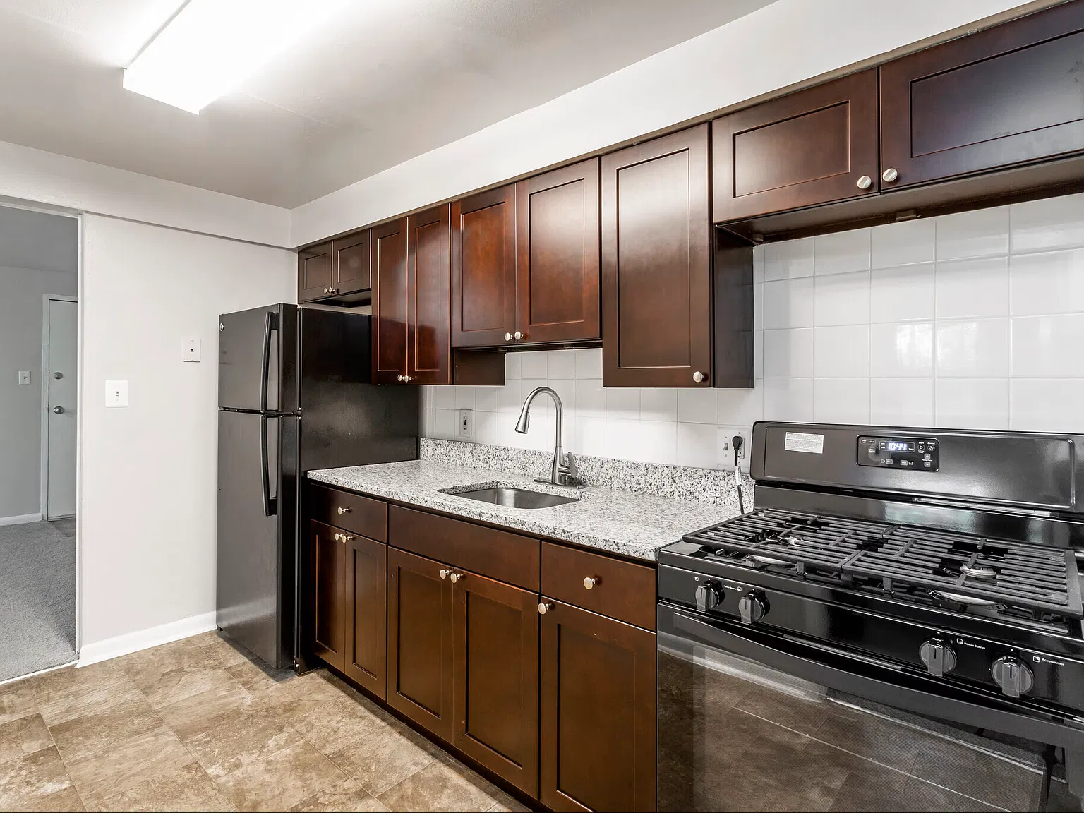 Cherry Pointe Apartments — Photo 4