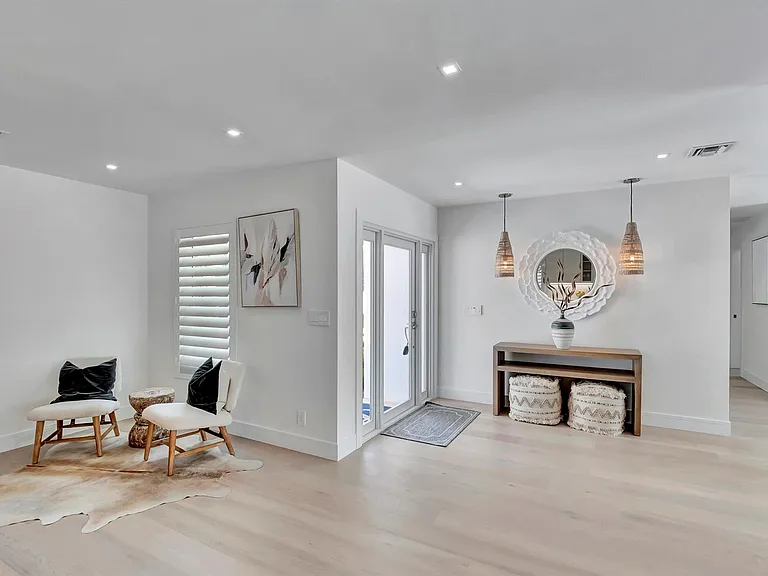 530 NW 14th St — Photo 10