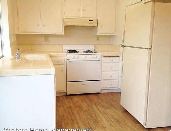 3rd image of 3839 Vista Campana S Unit 54