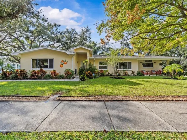 606 New York Ave, Dunedin, FL 34698